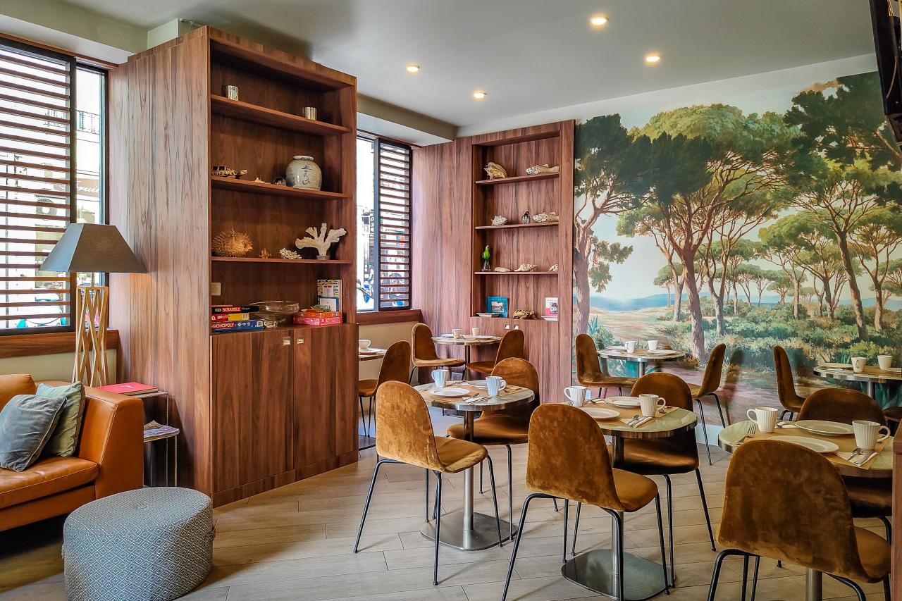 Hôtel de France - Breakfast room