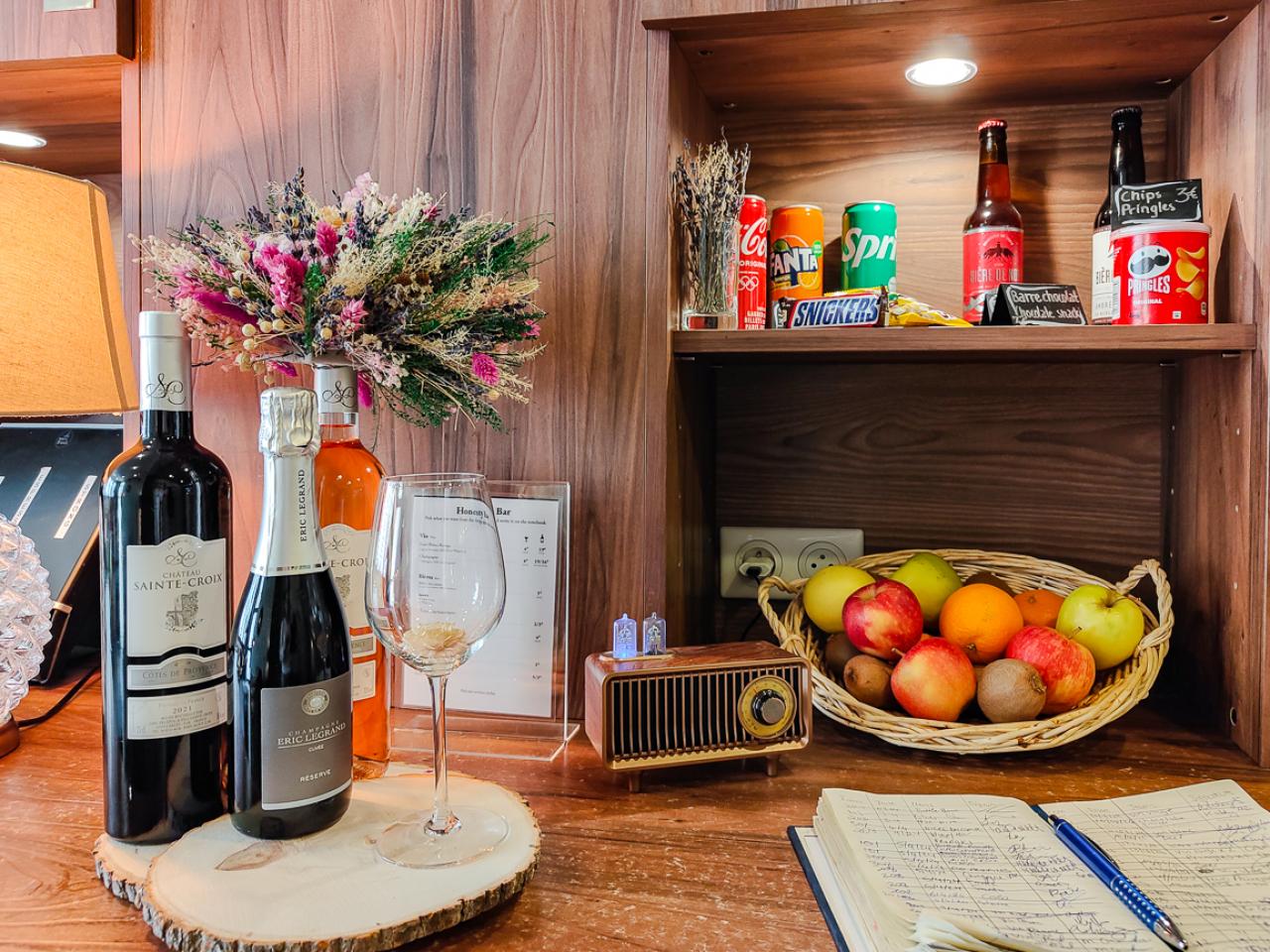 Hôtel de France - Honesty bar - snacks & boissons soft ou alcoolisées en libre accès