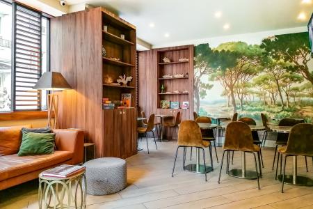 Hôtel de France Nice - cosy Lobby and lounge area in hotel for hosting seminary or congress atendees