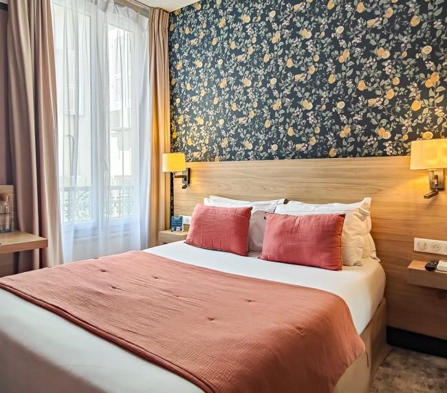 Hôtel de France, un hôtel AMMI - Petite Double Standard confortable pour 1 ou 2 personnes, proche mer